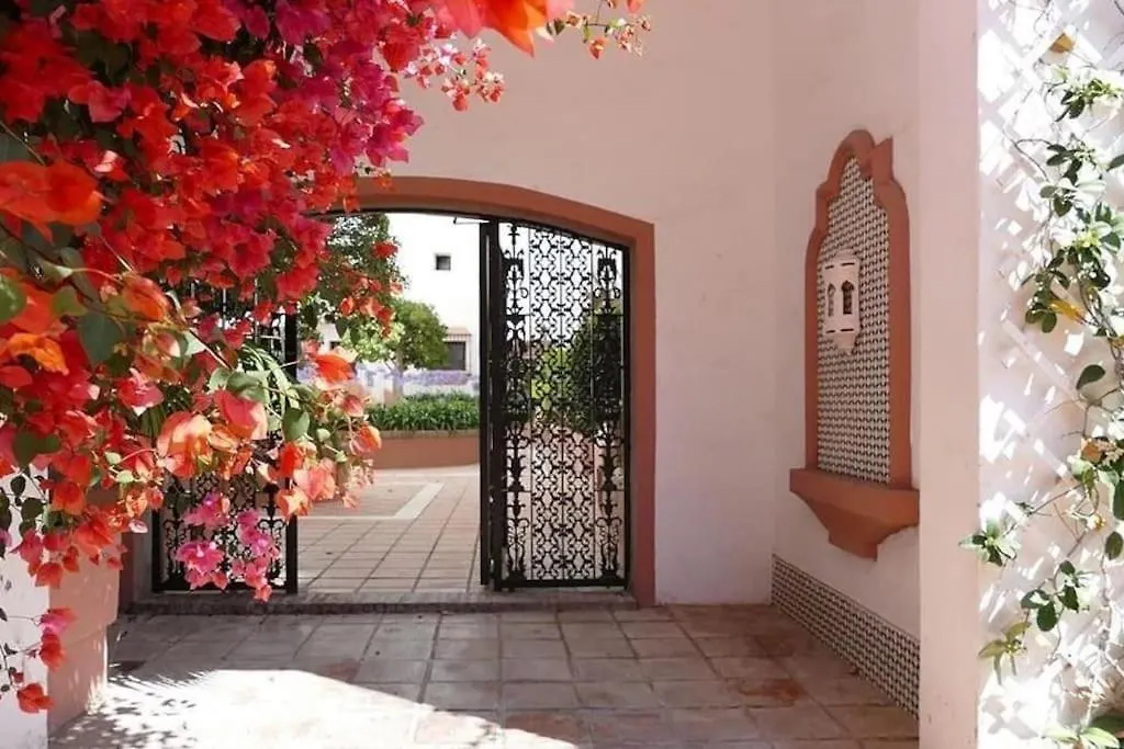 Caprichoso Apartamento En El Corazon De Puerto Banus Marbella